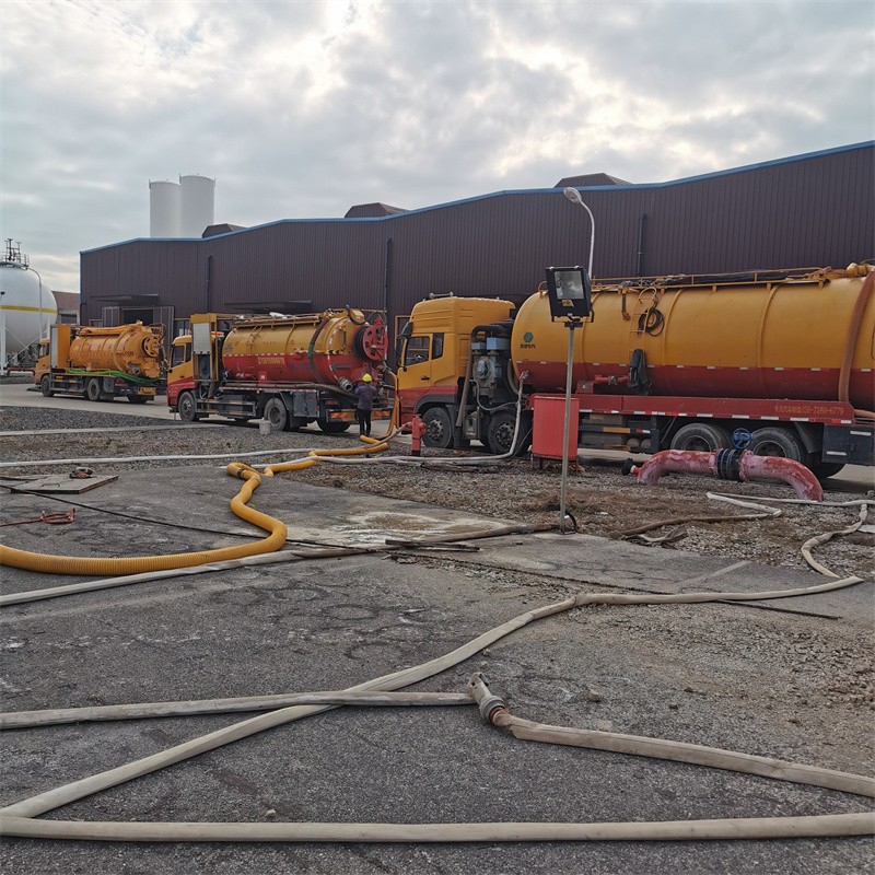 沙溪镇污水池清理