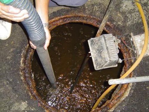 沙溪镇隔油池清理